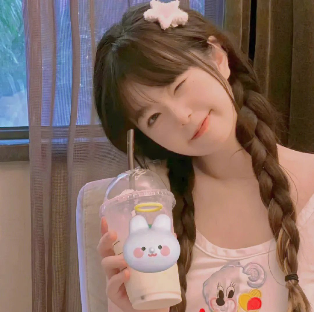 山茶花飘零
